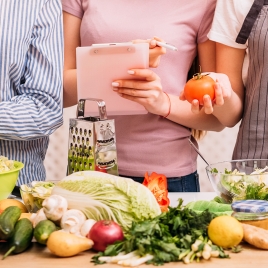 ATELIER DE CUISINE RETOUR DU MARCHE